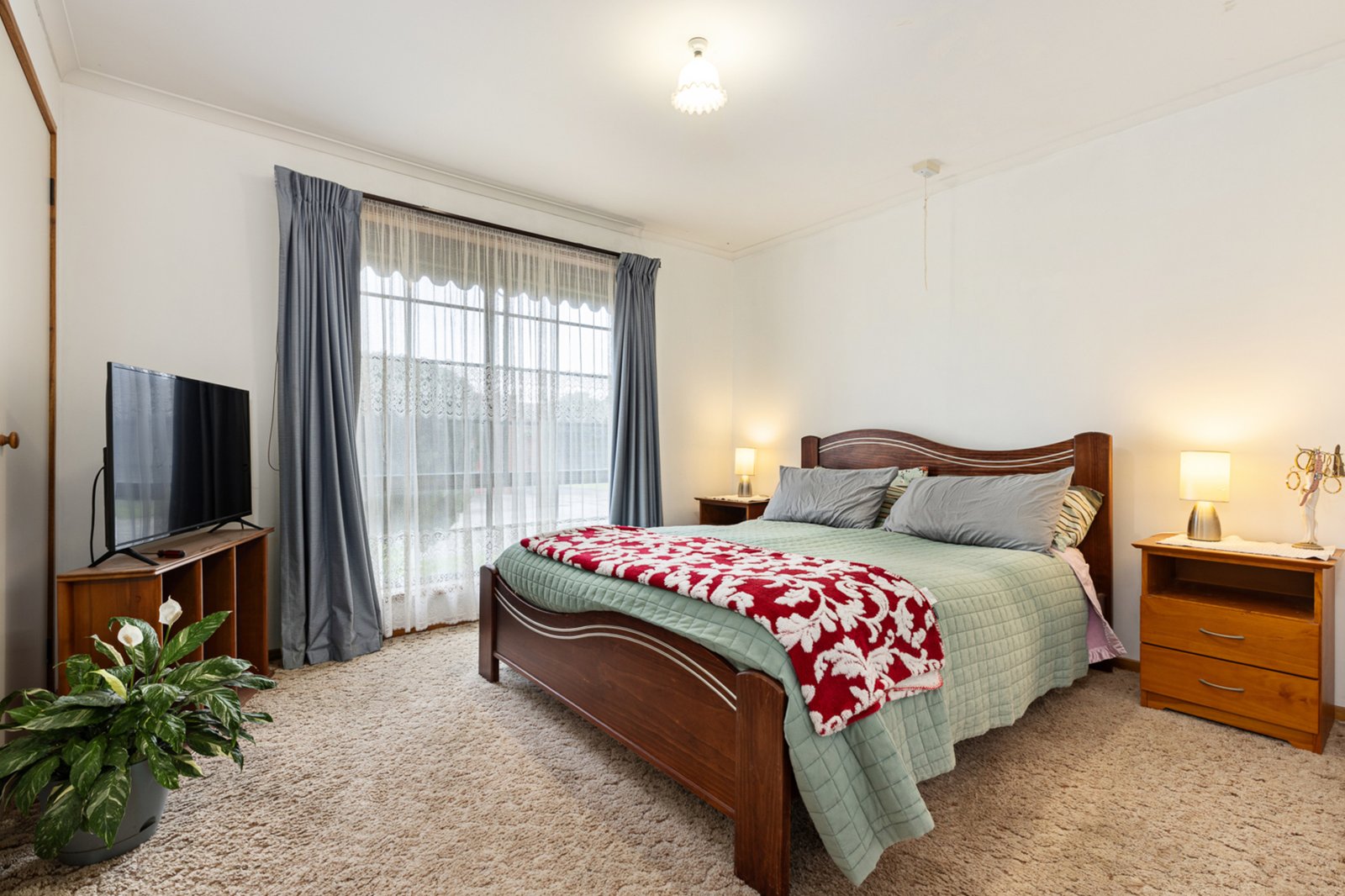 Gallery: 2/428 Gillies Street