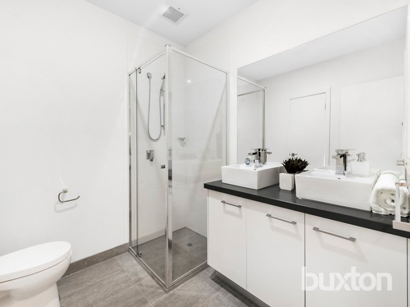 Gallery: 2/428 Huntingdale Road