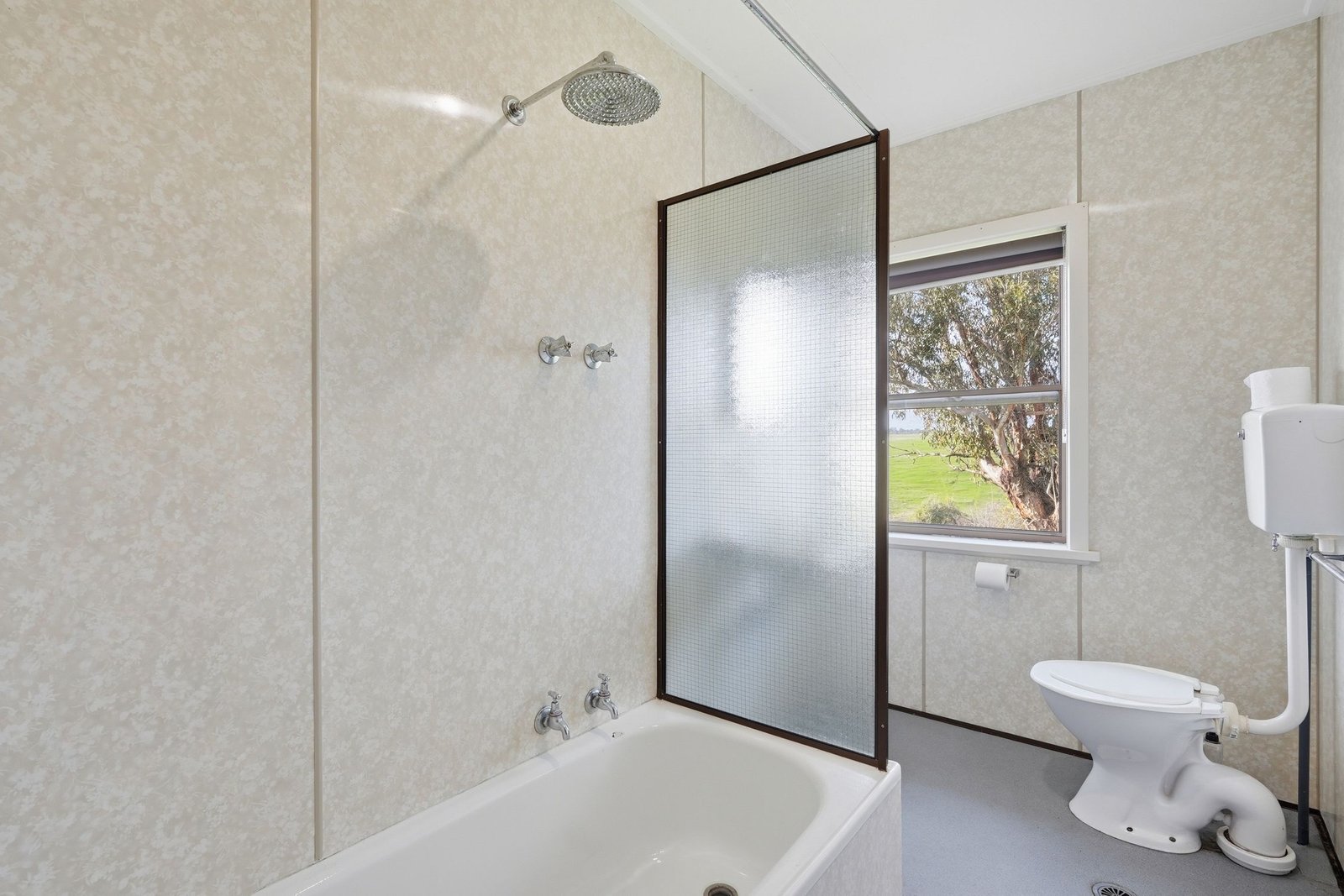 2/4281 Lyell Highway GRETNA 11