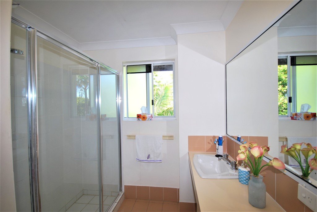 24/29 Burleigh Street BURLEIGH HEADS 9