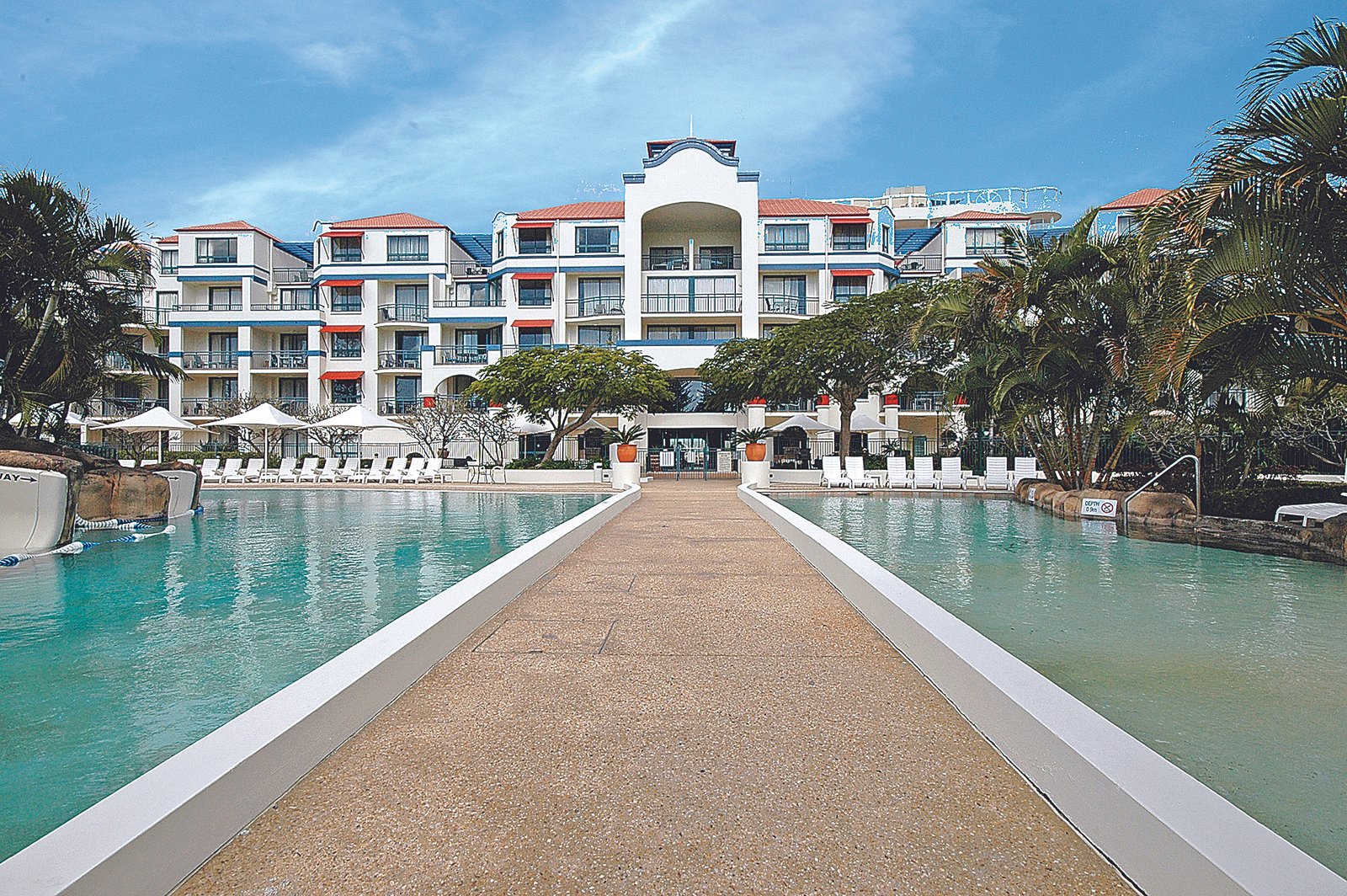 242/99 Griffith Street COOLANGATTA 8