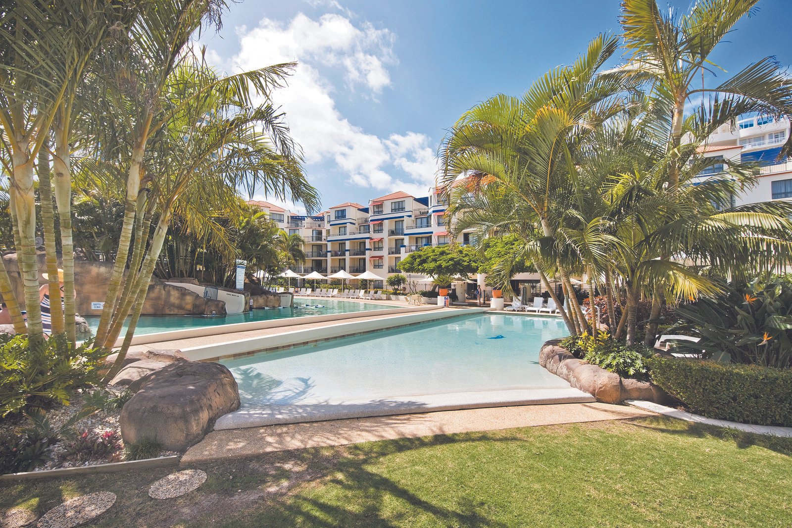 242/99 Griffith Street COOLANGATTA 9