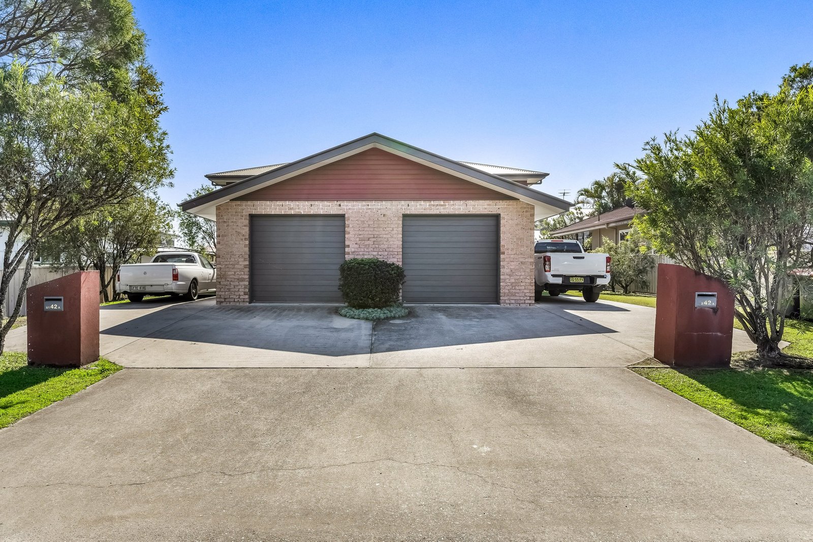 2/42A Farley Street CASINO 19