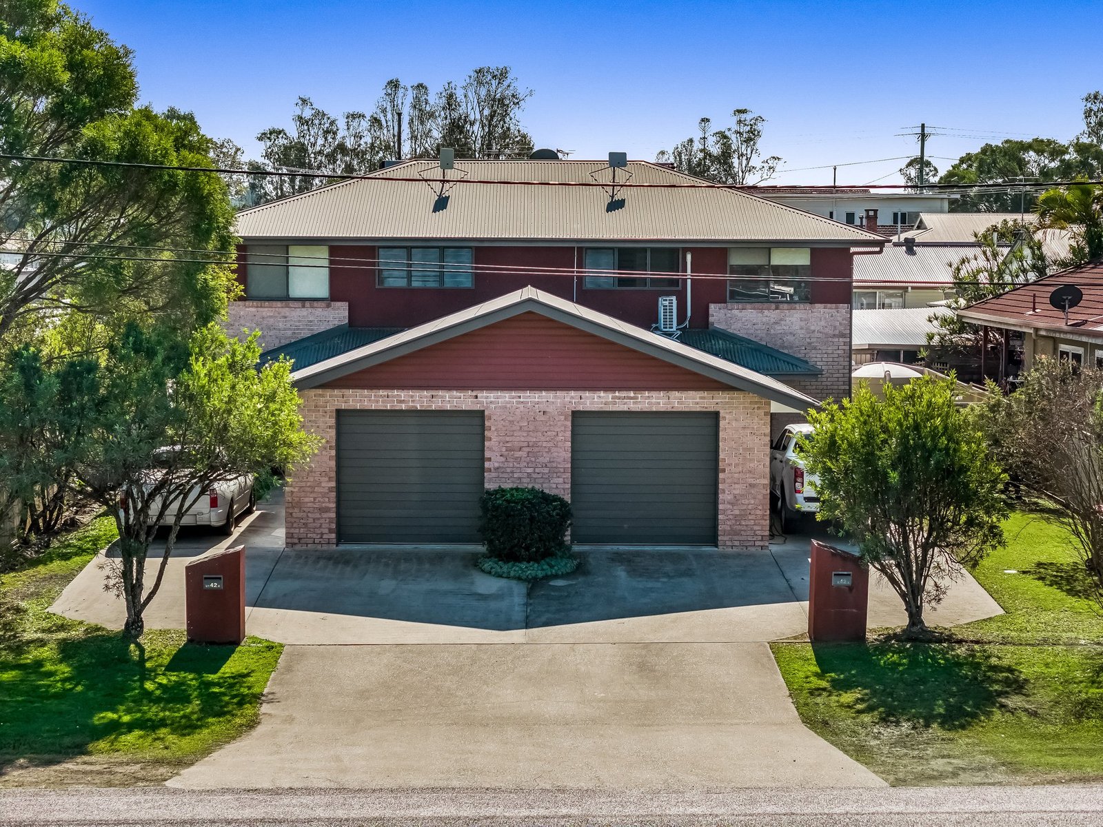2/42A Farley Street CASINO 20