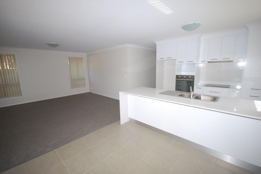 2/43-49 Humphrey Street NEW NORFOLK 2