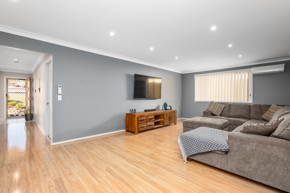 243 Denton Park Drive ABERGLASSLYN 2