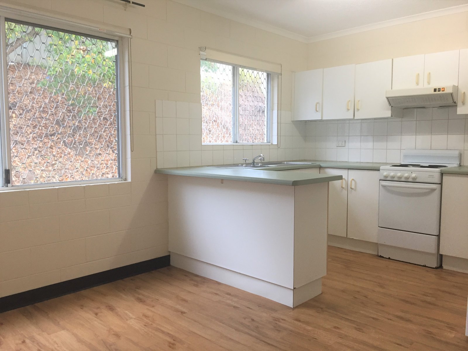 24/3 Eshelby Drive CANNONVALE 3