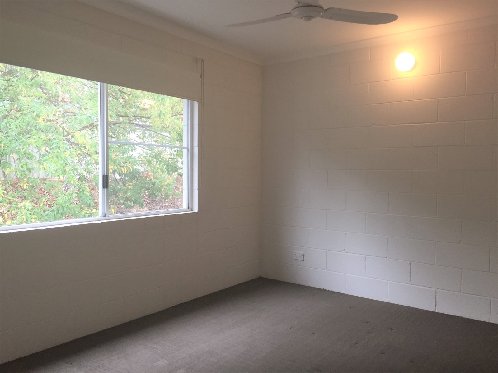 24/3 Eshelby Drive CANNONVALE 7