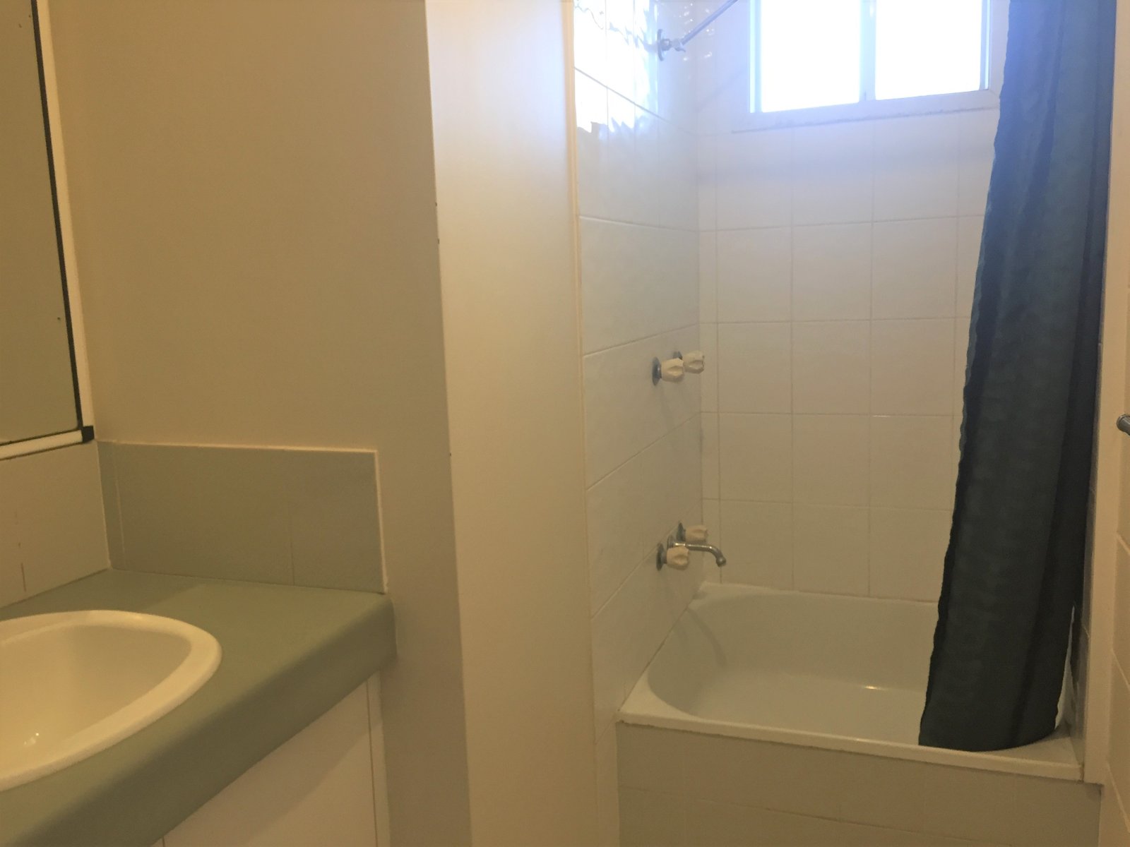 24/3 Eshelby Drive CANNONVALE 10