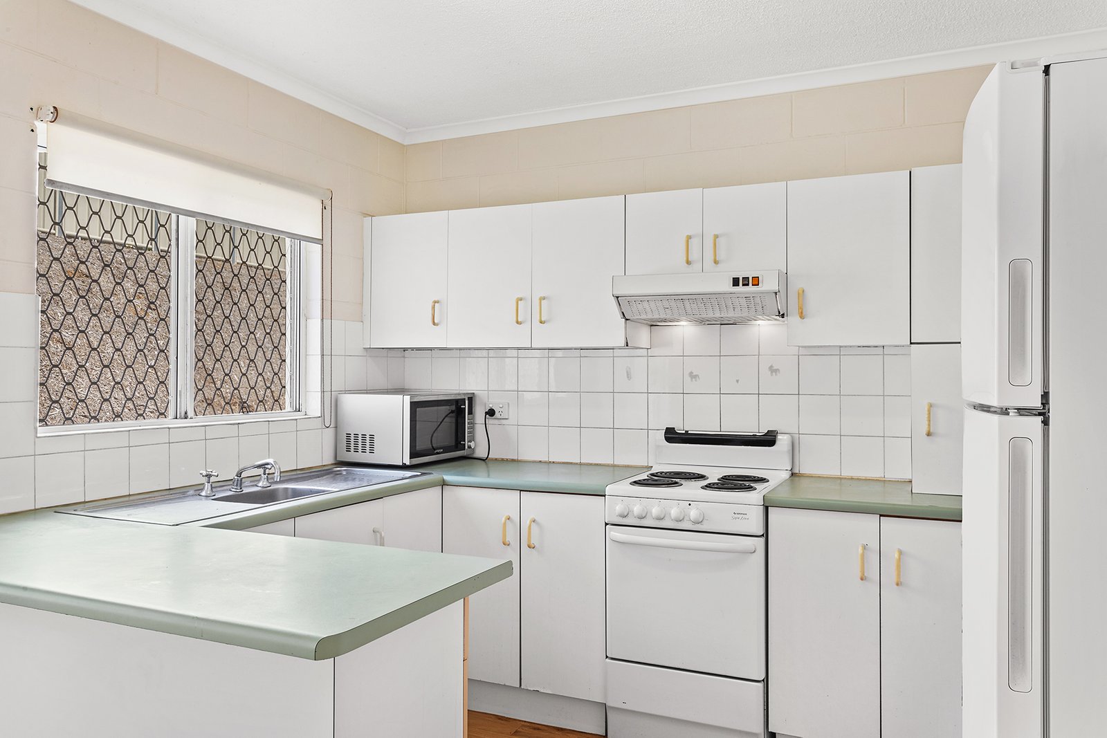24/3 Eshelby Drive CANNONVALE 5