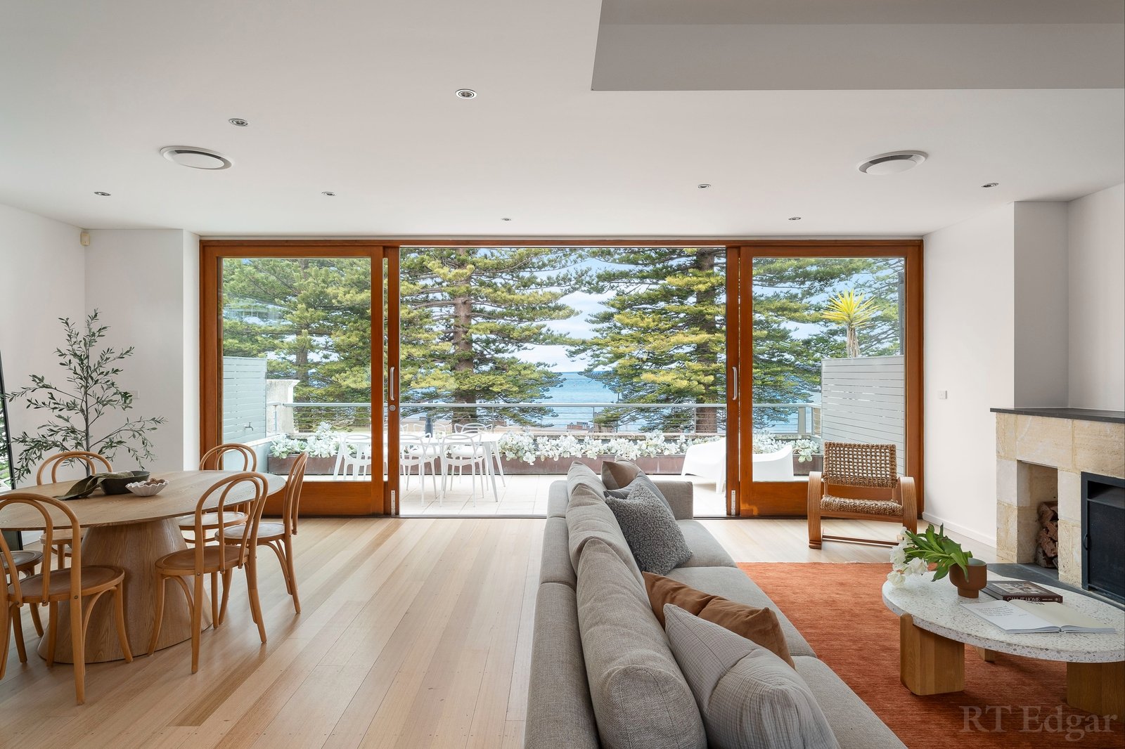 Real Estate and Property in 24/3 Esplanade, Sorrento, VIC