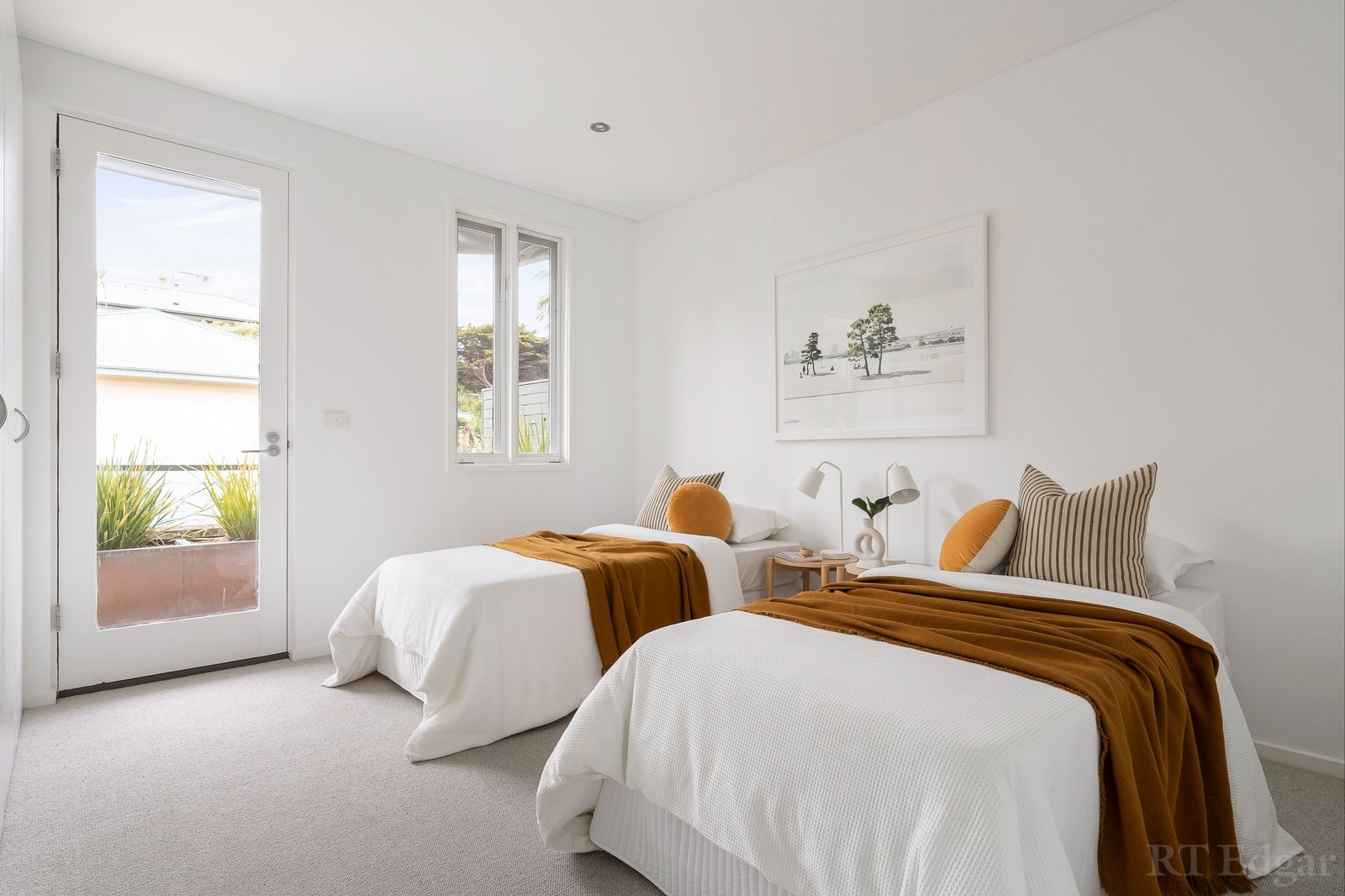 Real Estate and Property in 24/3 Esplanade, Sorrento, VIC