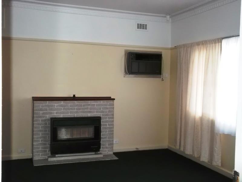 Gallery: 243 Hyde Street