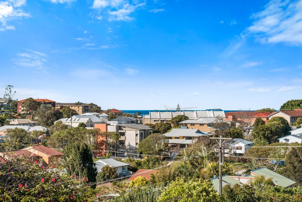 2/43 Jarrett Street COFFS HARBOUR 11