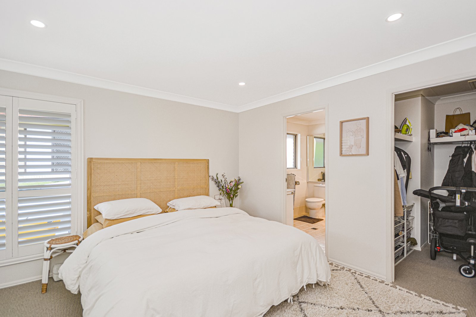 2/43 Kildare Drive BANORA POINT 5