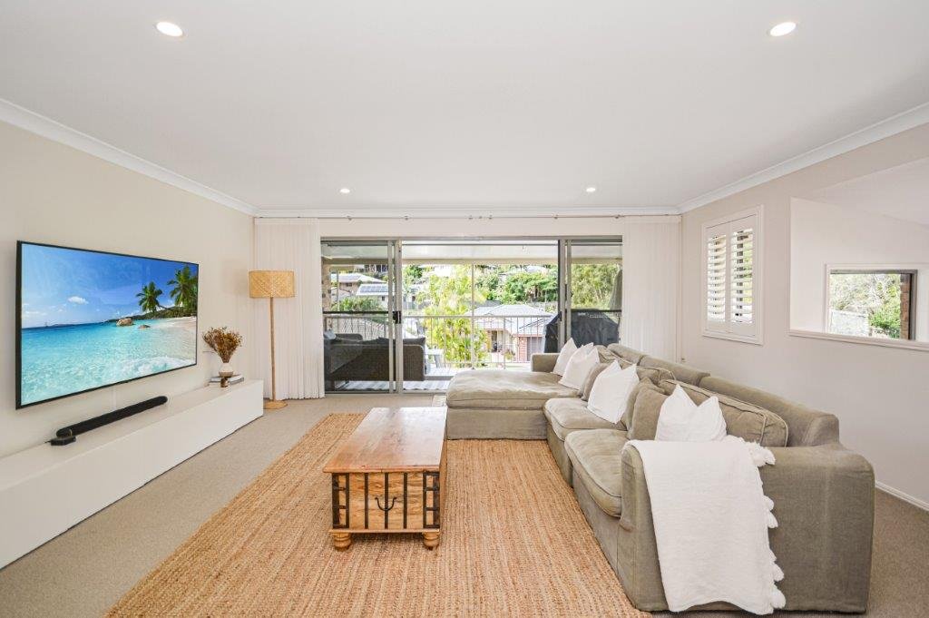 2/43 Kildare Drive BANORA POINT 1