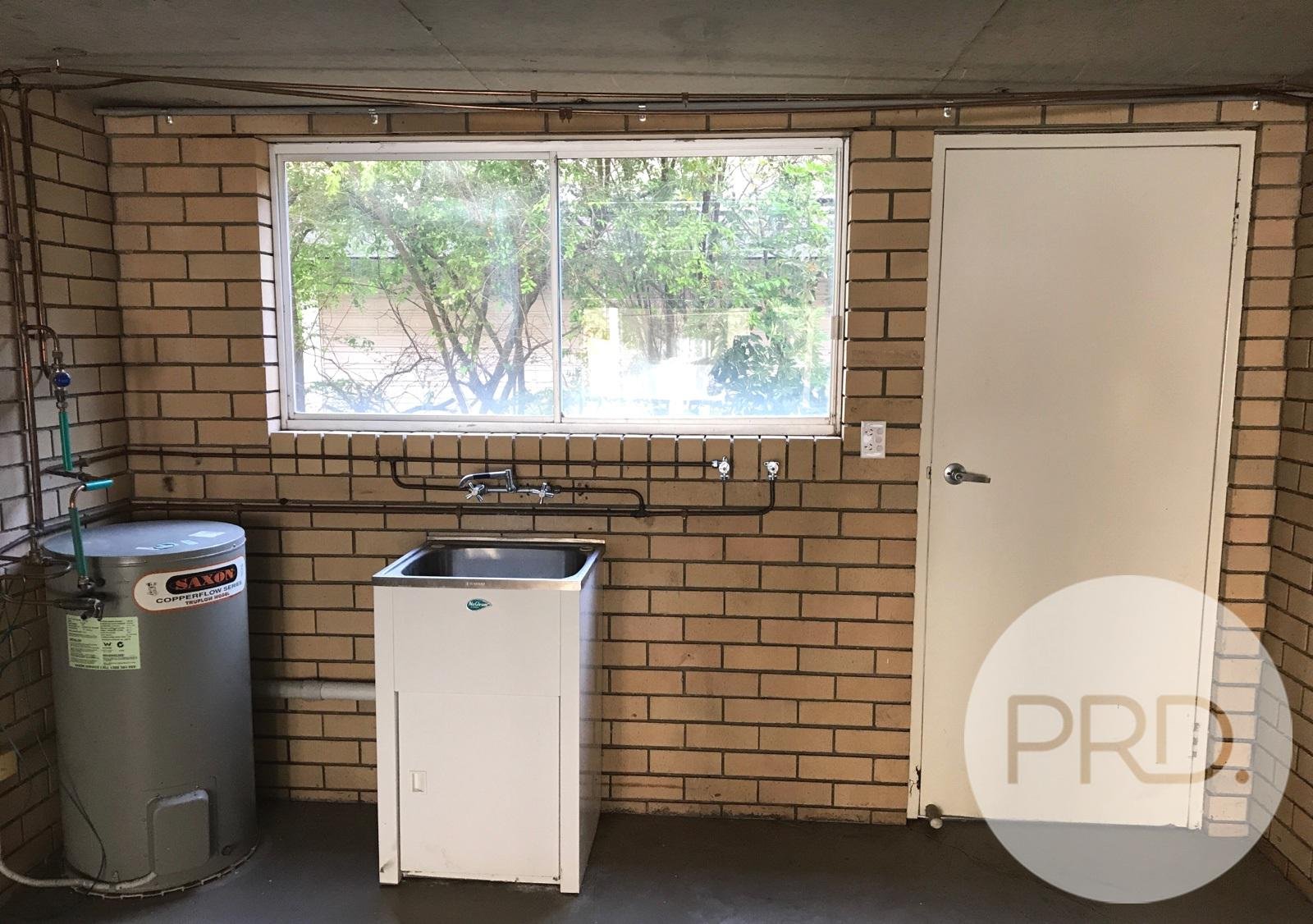 2/43 Leslie Street NUNDAH 10