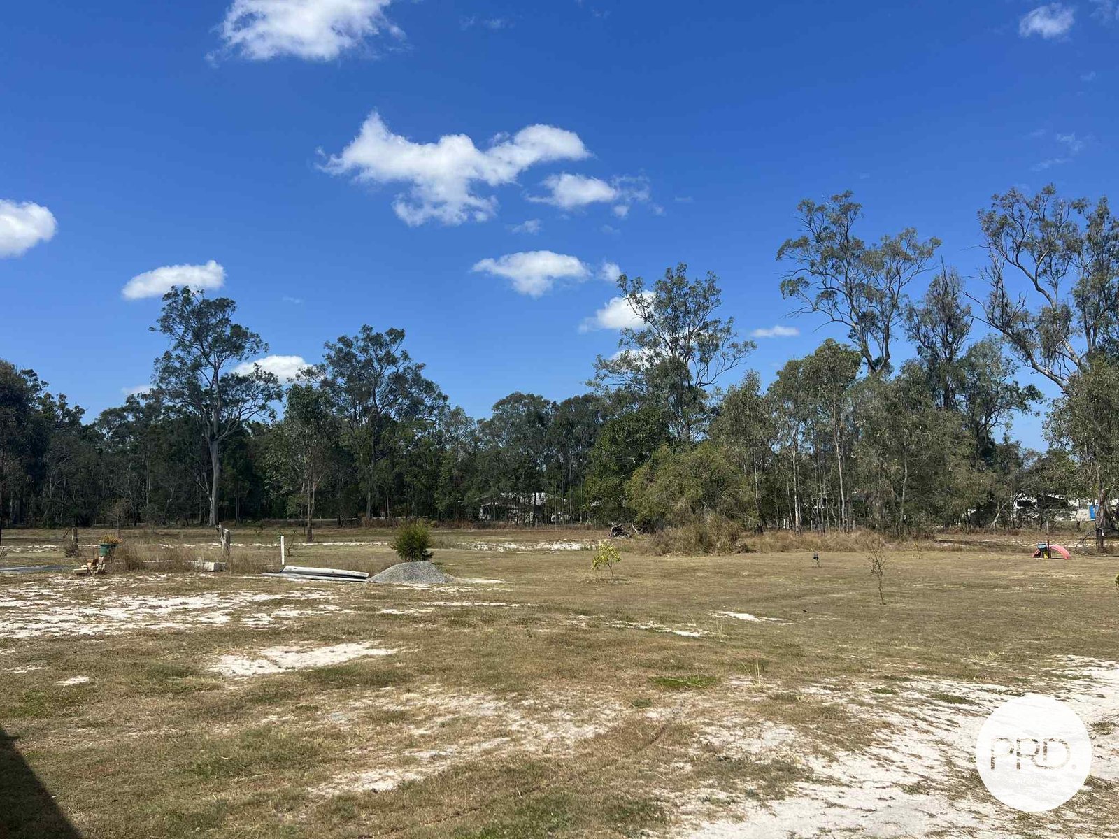 243 Messmate Drive MIRIAM VALE 10