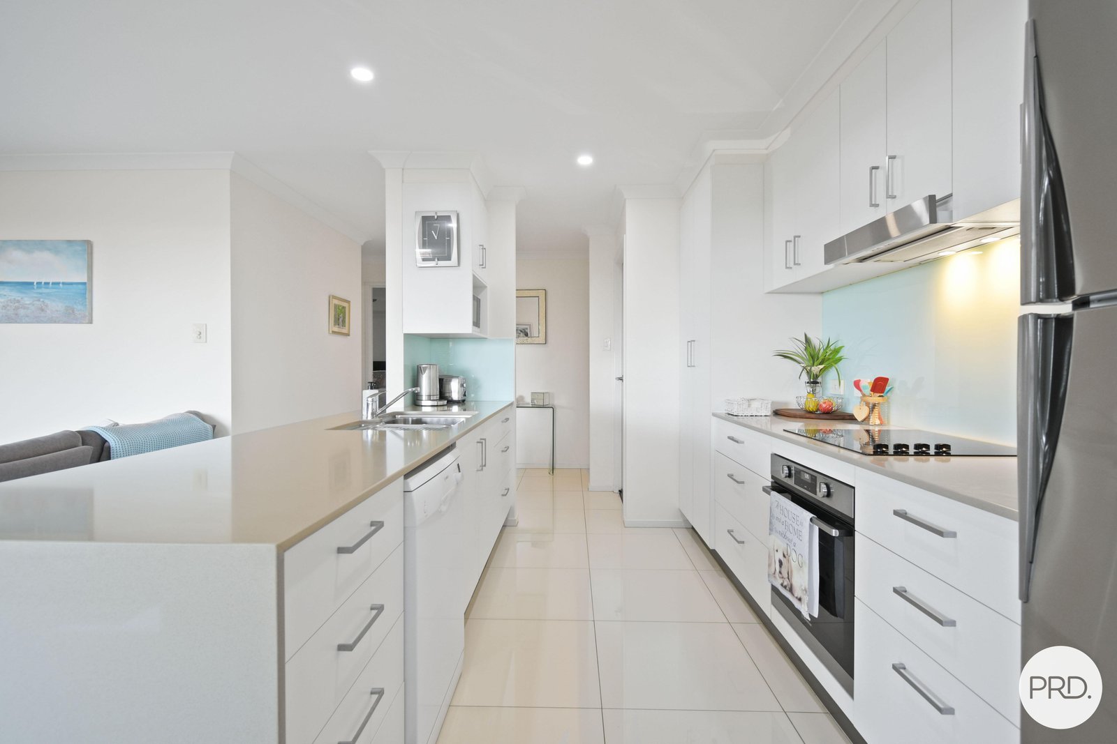 2/43 Newcastle Drive POTTSVILLE 3