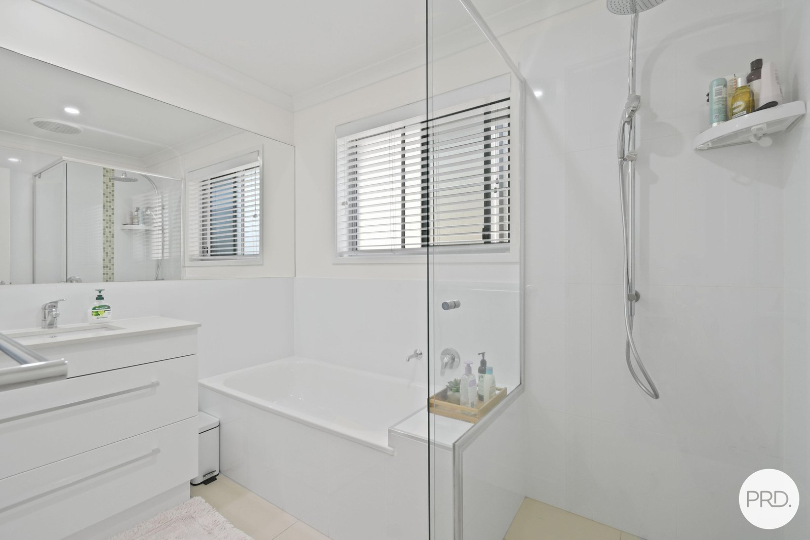 2/43 Newcastle Drive POTTSVILLE 7