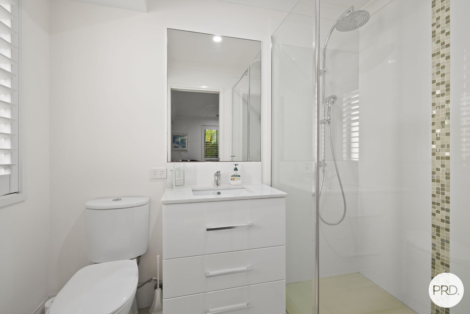 2/43 Newcastle Drive POTTSVILLE 9