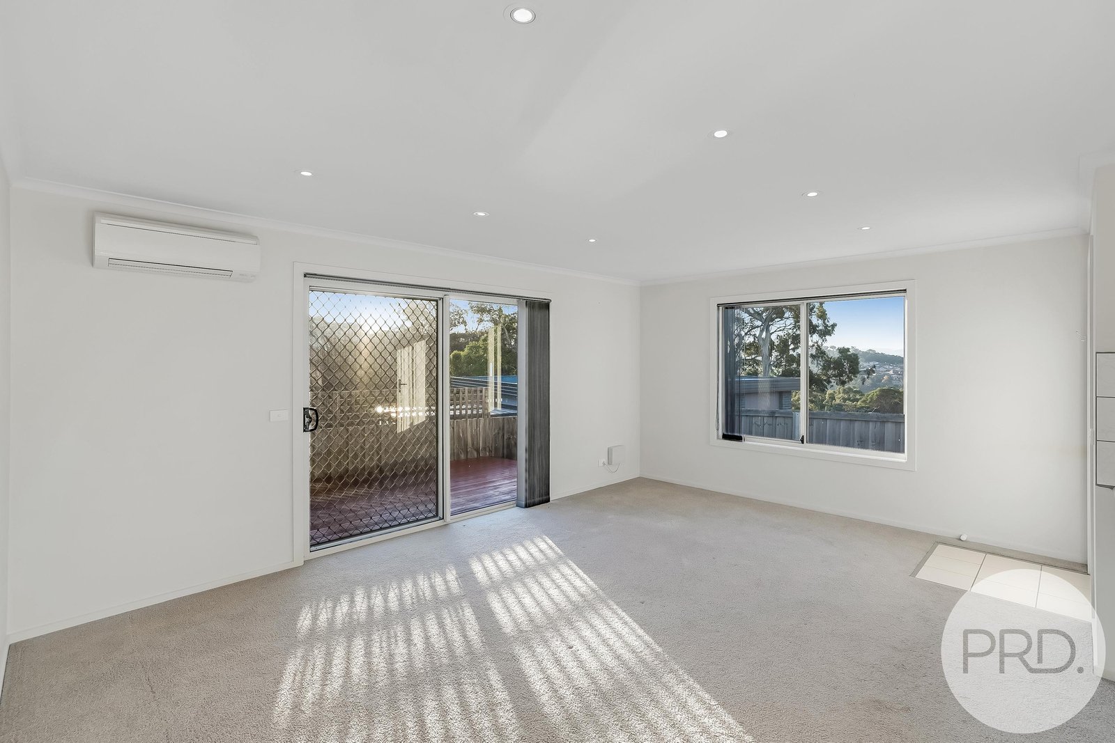 2/43 Pottery Road LENAH VALLEY 23