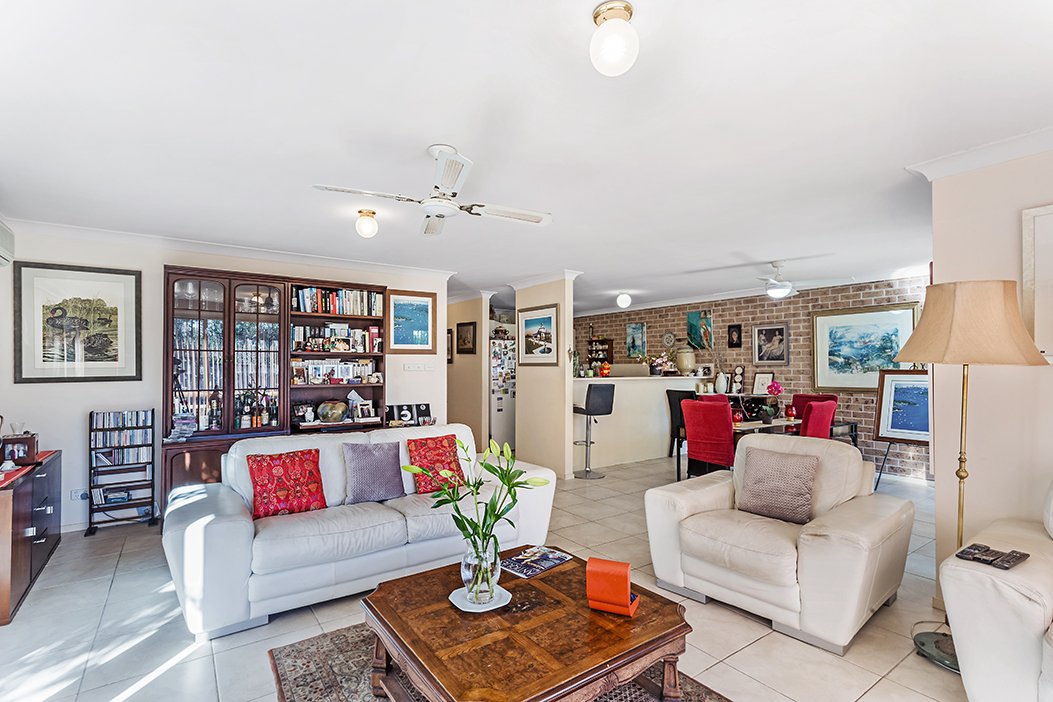 2/43 Spinnaker Way CORLETTE 6