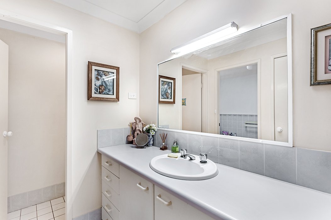 2/43 Spinnaker Way CORLETTE 12