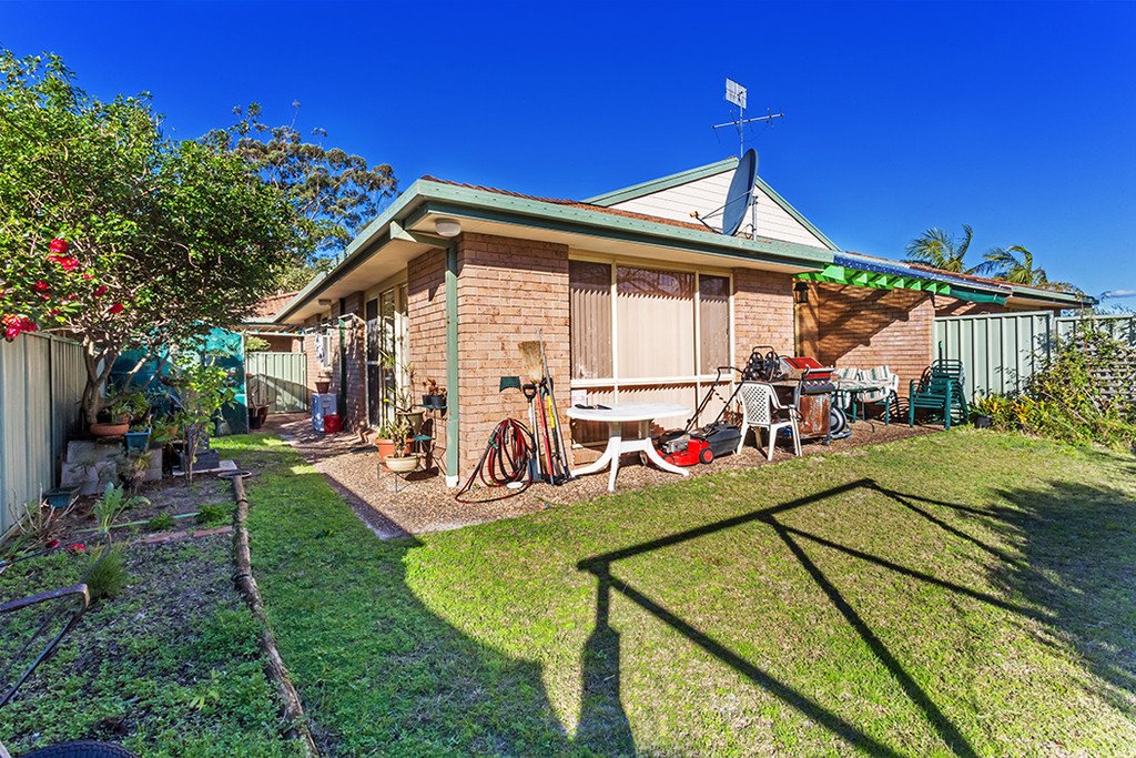 2/43 Spinnaker Way CORLETTE 13