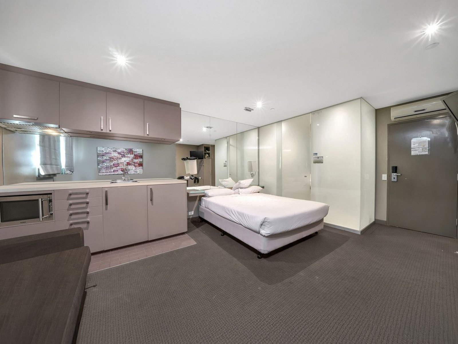 Gallery: 24/3 Studley Park Road