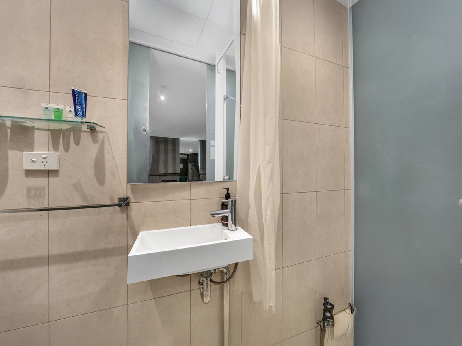 Gallery: 24/3 Studley Park Road