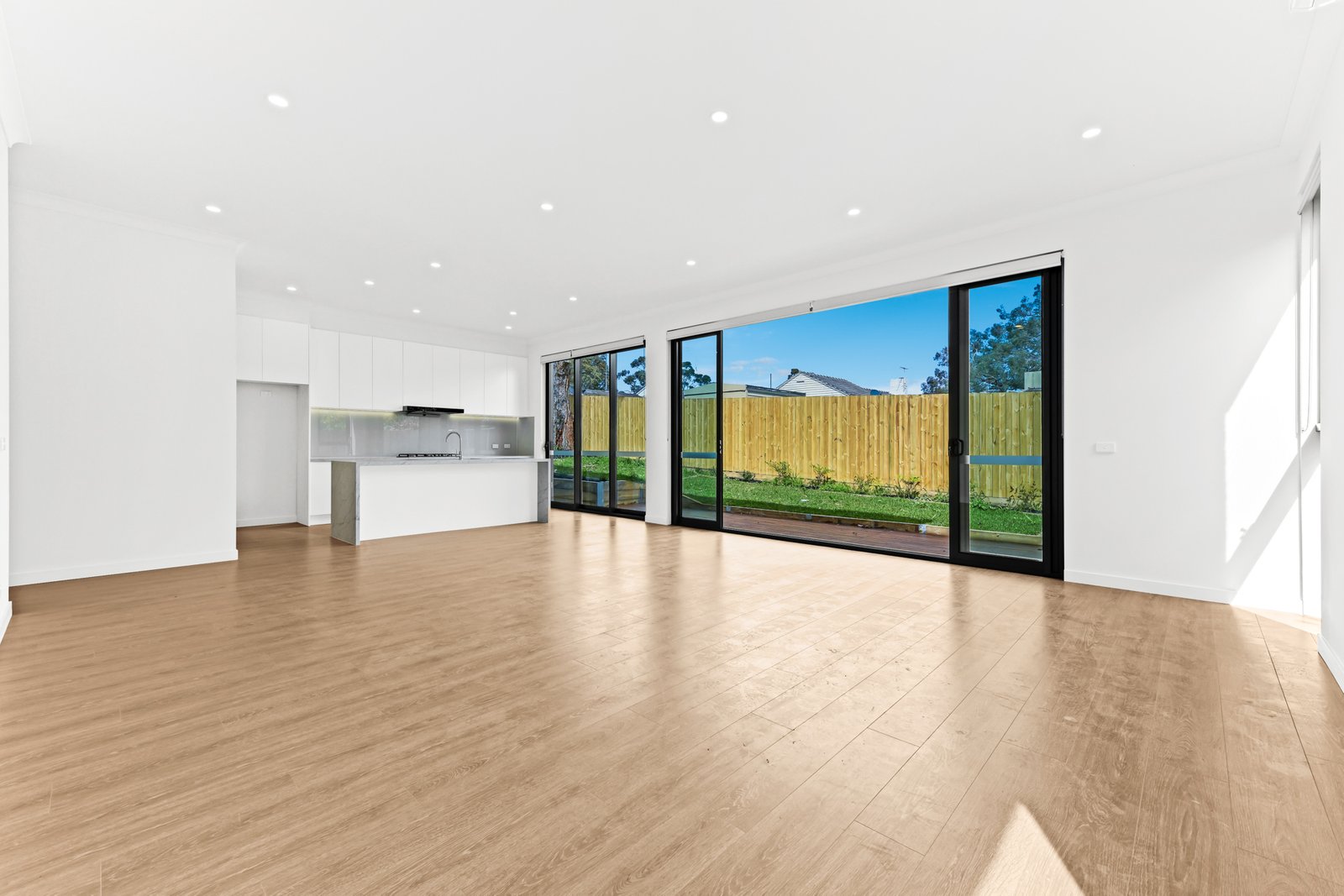 Gallery: 2/43 Teck Street