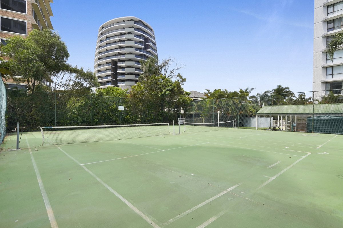 24/30 The Esplanade Burleigh Heads 17