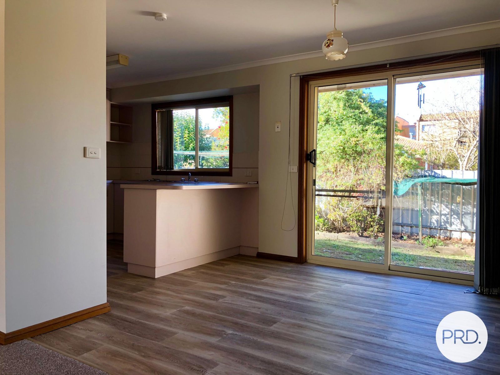 2/432 Bevan Street LAVINGTON 3