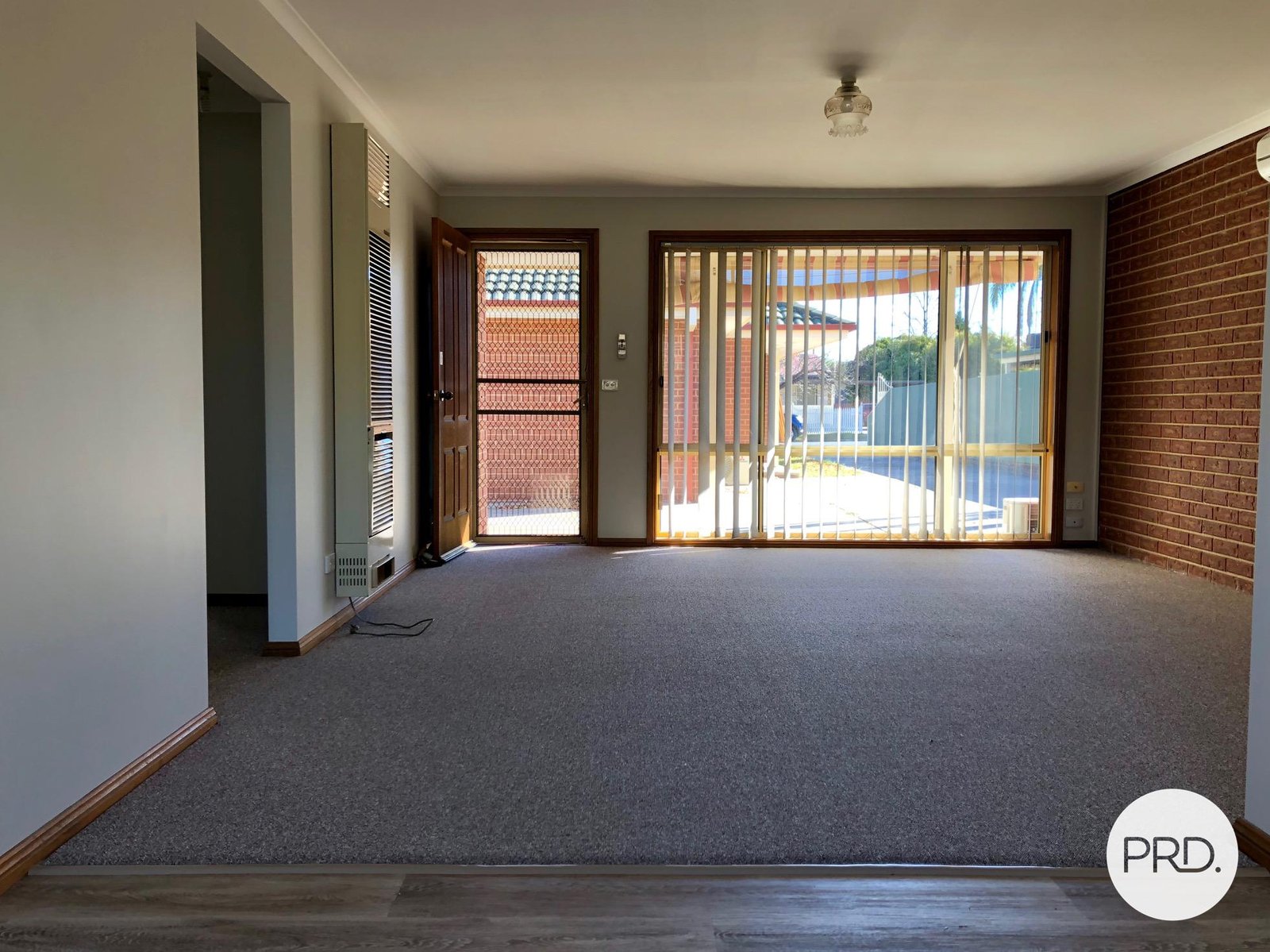 2/432 Bevan Street LAVINGTON 5