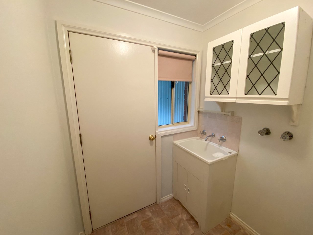 24/38 Amiens Avenue DERWENT PARK 9