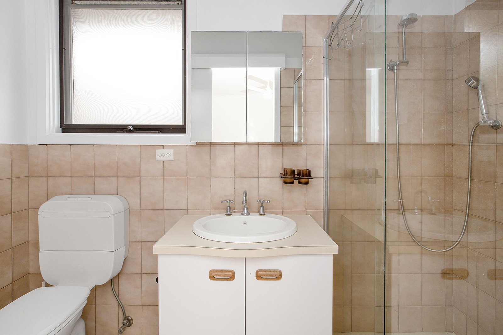 Real Estate and Property in 2/438 Hawthorn Road, Caulfield South, VIC