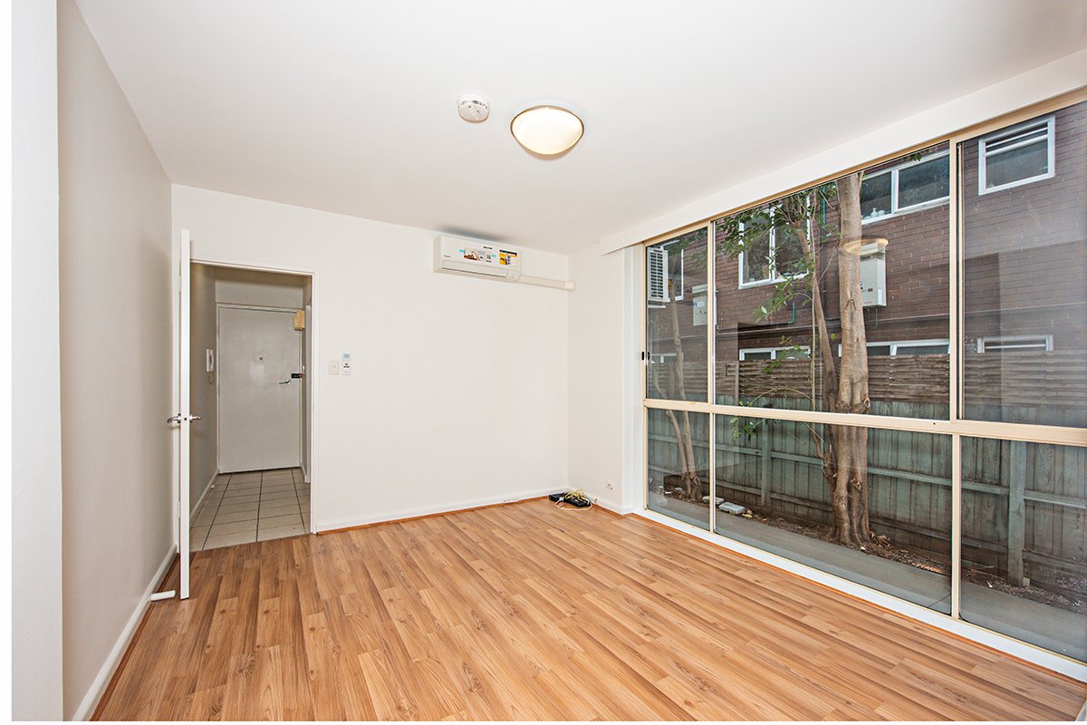 Gallery: 2/43C Chapel Street