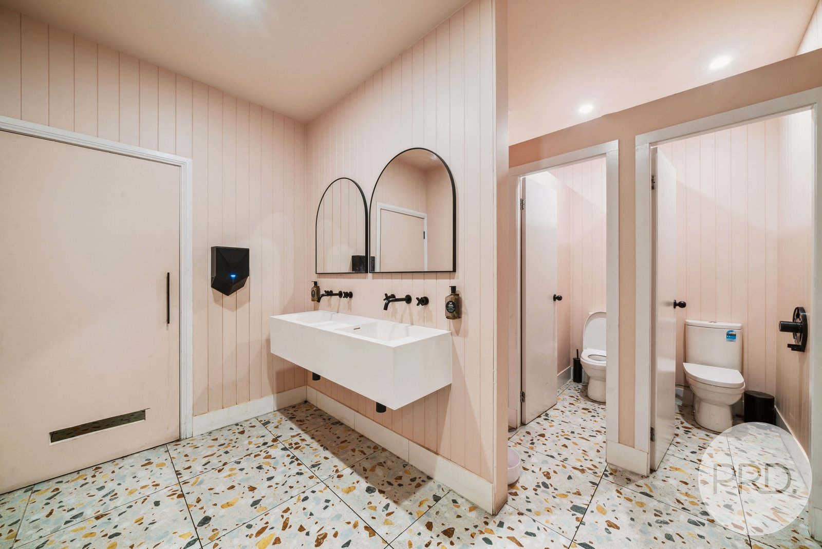 244-246 Baylis Street WAGGA WAGGA 13