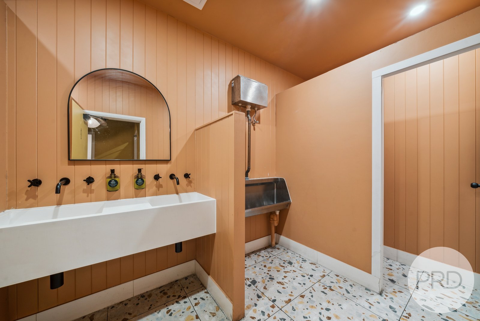 244-246 Baylis Street WAGGA WAGGA 14