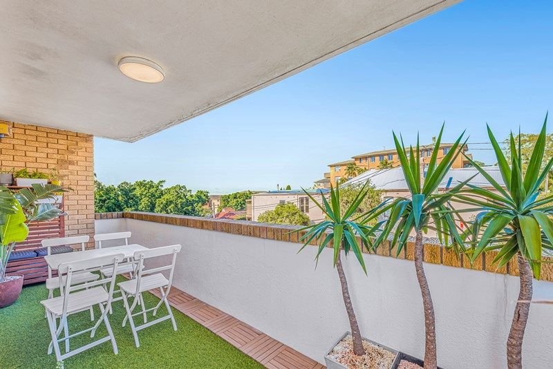 2/44 Bennett Street BONDI 4