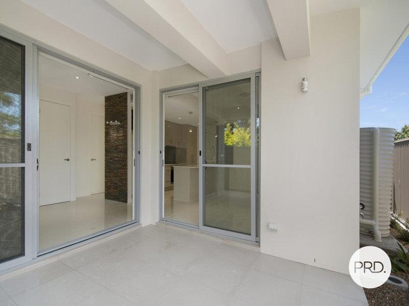 2/44 Blake Street SOUTHPORT 8