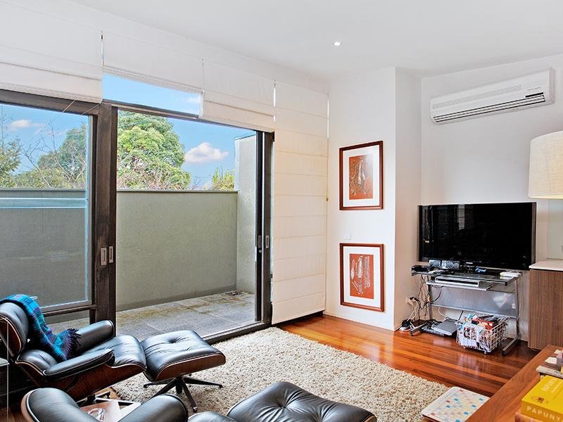 Gallery: 2/44 Glenhuntly Road