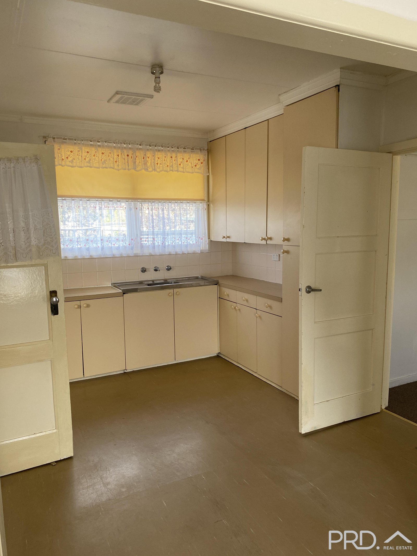 2/44 Main Avenue North MERBEIN 4