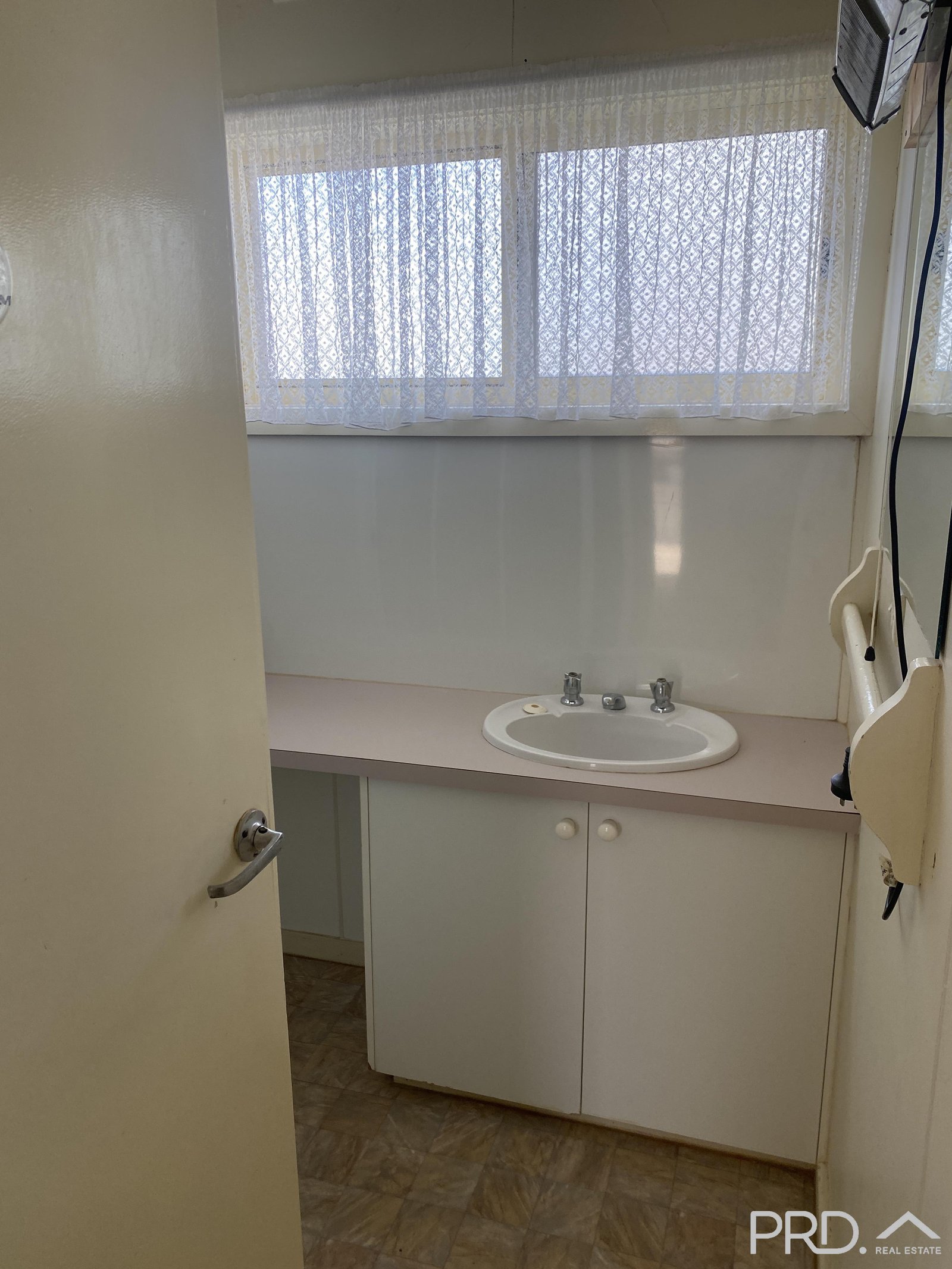 2/44 Main Avenue North MERBEIN 6