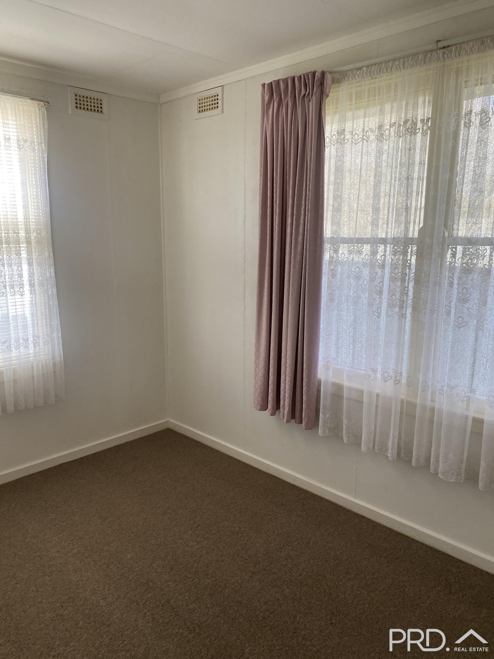 2/44 Main Avenue North MERBEIN 8