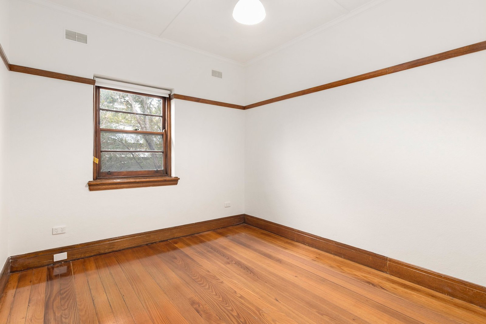 Real Estate and Property in 2/44 Milton Street, Elwood, VIC