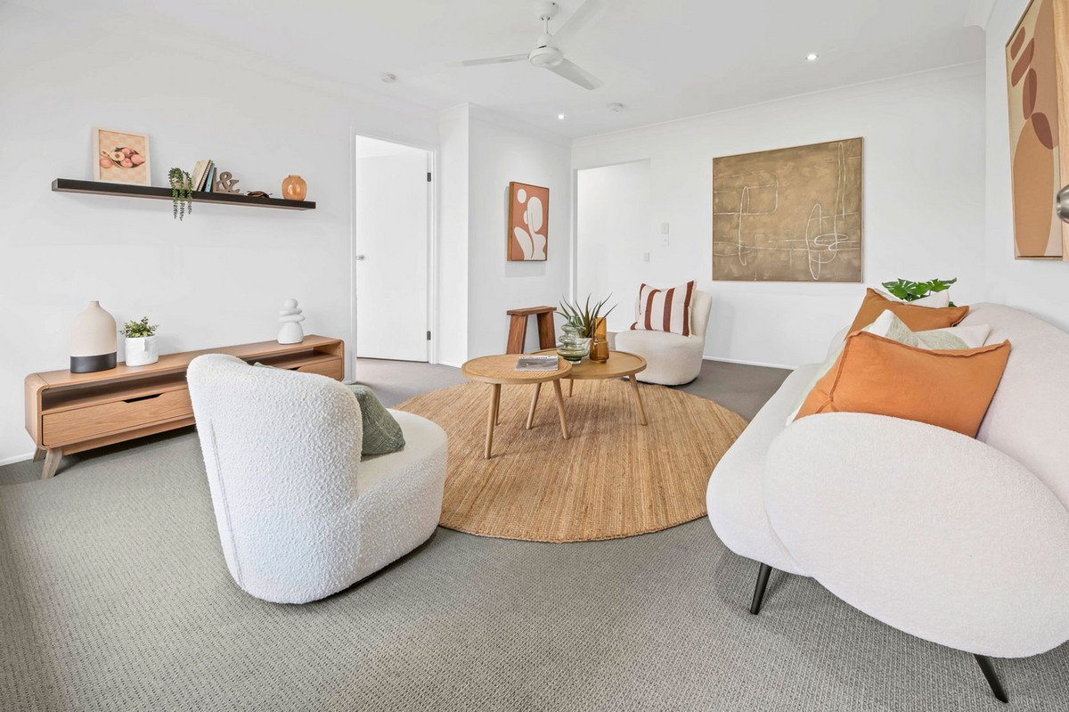 2/44 Mojave Drive BURLEIGH WATERS 4