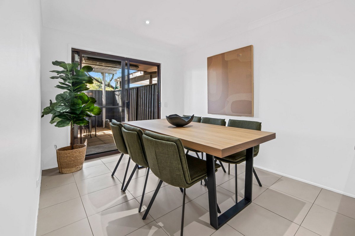 2/44 Mojave Drive BURLEIGH WATERS 6