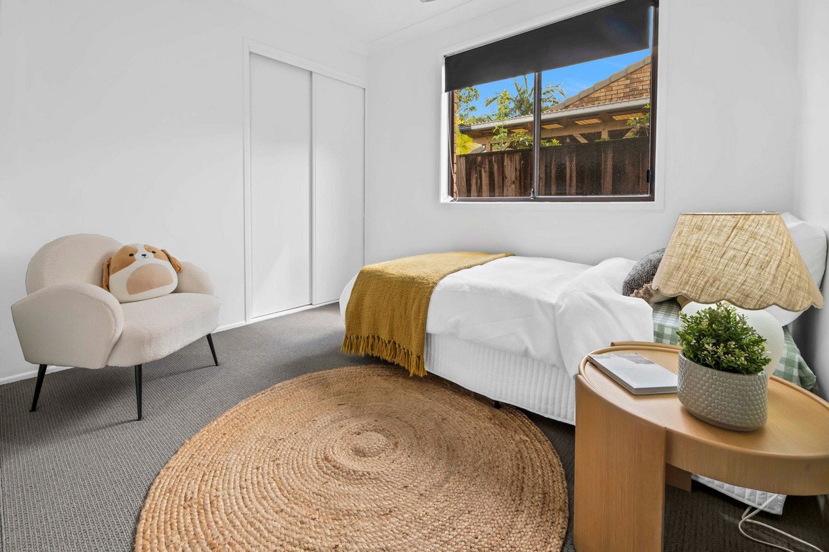 2/44 Mojave Drive BURLEIGH WATERS 12